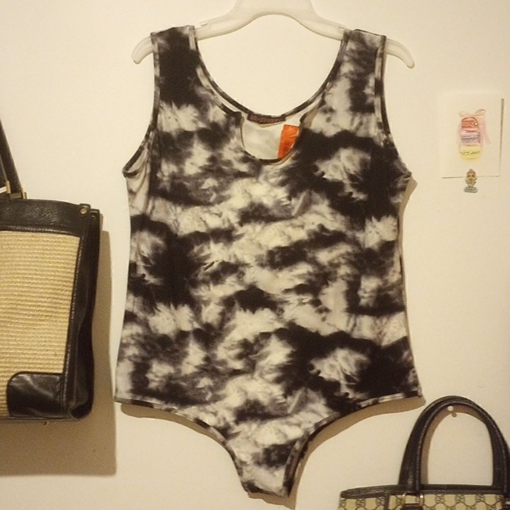 NWT Marble Bodysuit!* - Picture 2 of 4